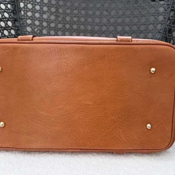 Classic Brown Dooney & Bourke Leather Women's Bag - Picture 6 of 12